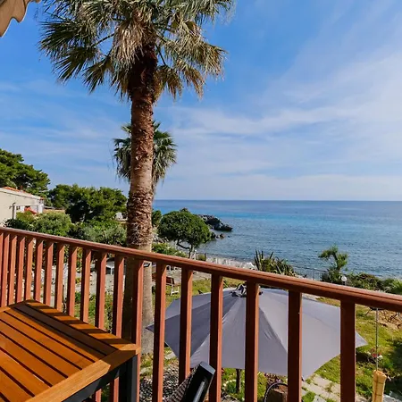 Amfitriti By Rentalspro - Loutra Agias Paraskevis Halkidiki Apartment