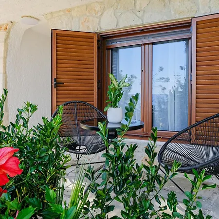 Amfitriti By Rentalspro - Loutra Agias Paraskevis Halkidiki *